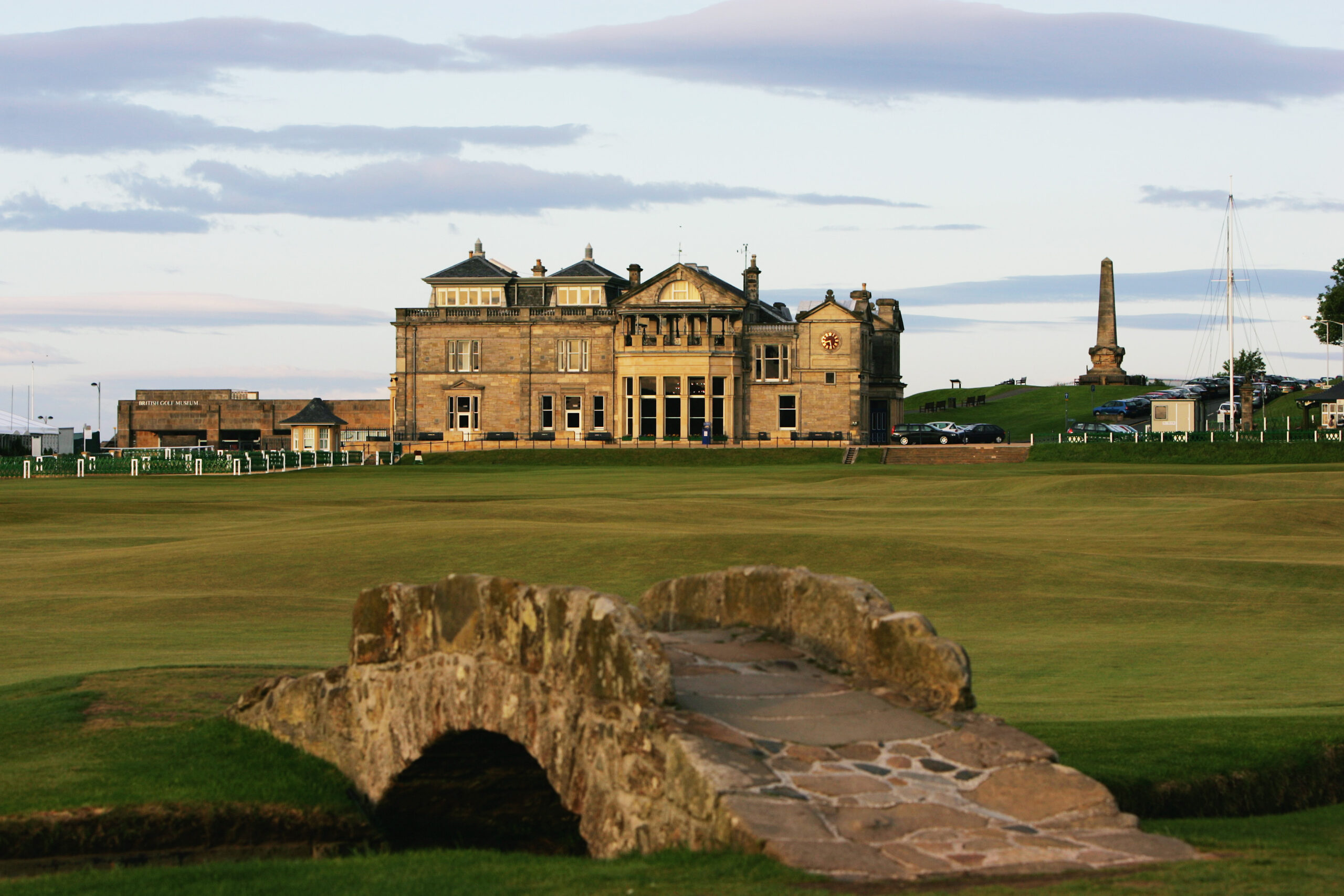 who owns st andrews golf course